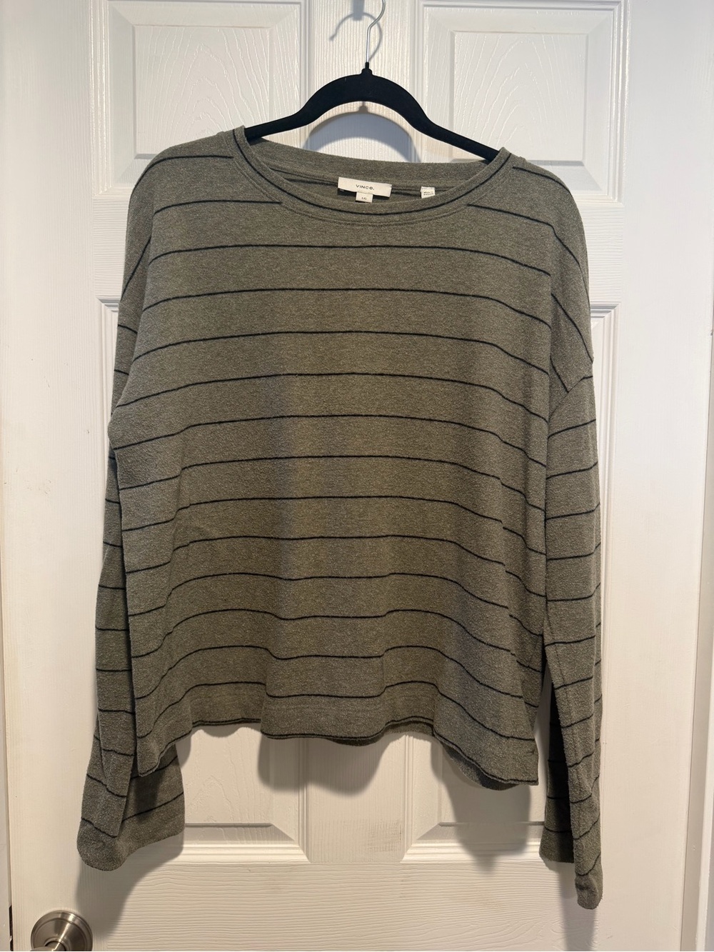 Vince Striped Crewneck soft top